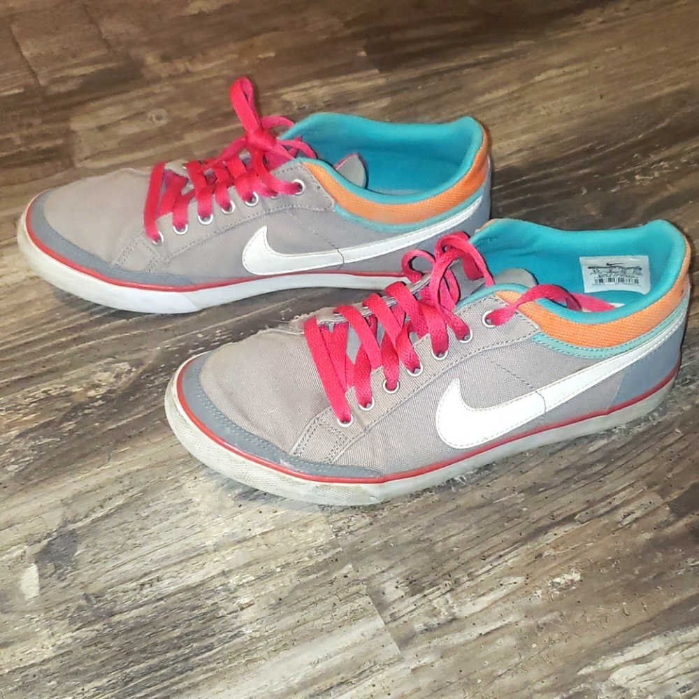 Nike women